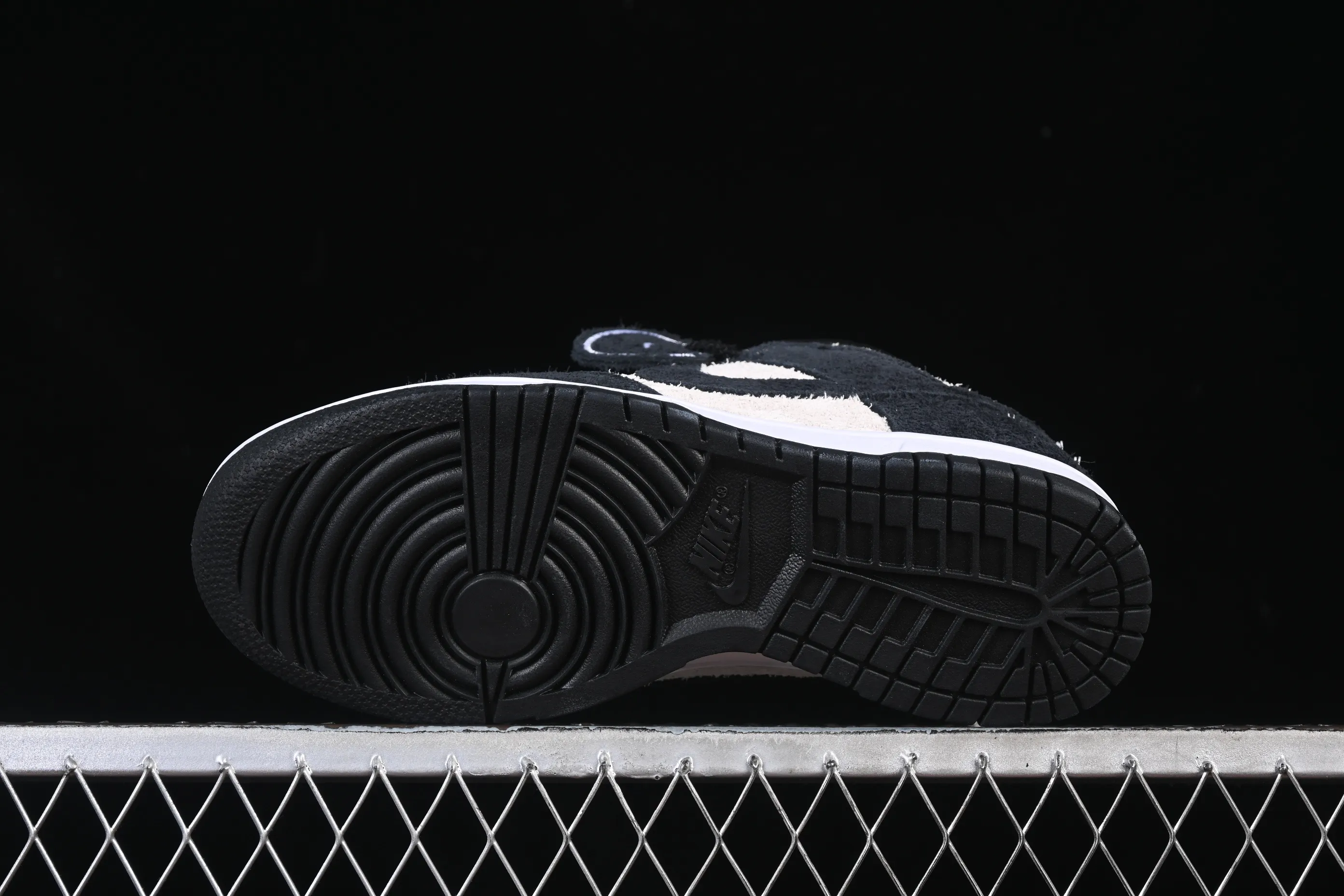 All categories Nk SB Dunk Series Nk SB Dunk Low low-top sneakers Nike Dunk Low "Panda" black and white panda low-top casual sneakers IB2990-100